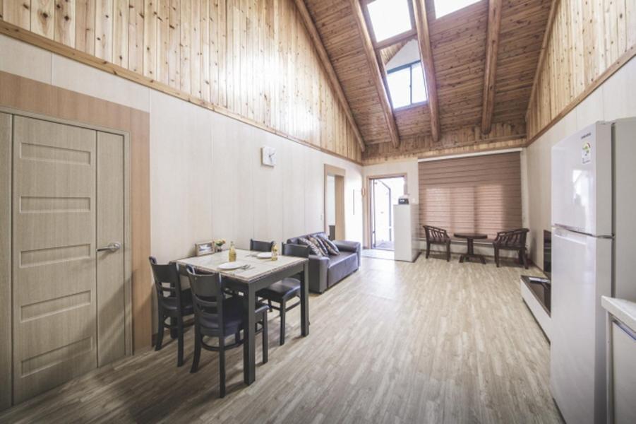 Sunyang Village Pension Csedzsu Kültér fotó